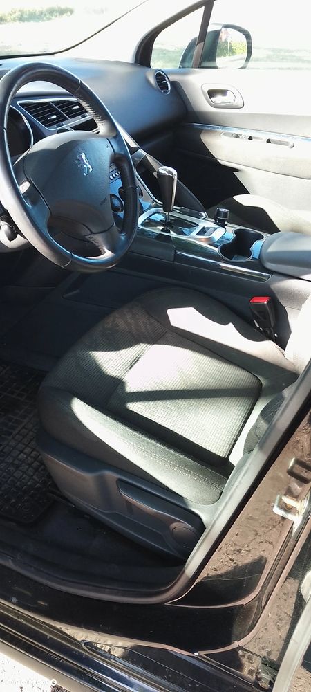 Peugeot 3008 1.6 HDi Premium - 12