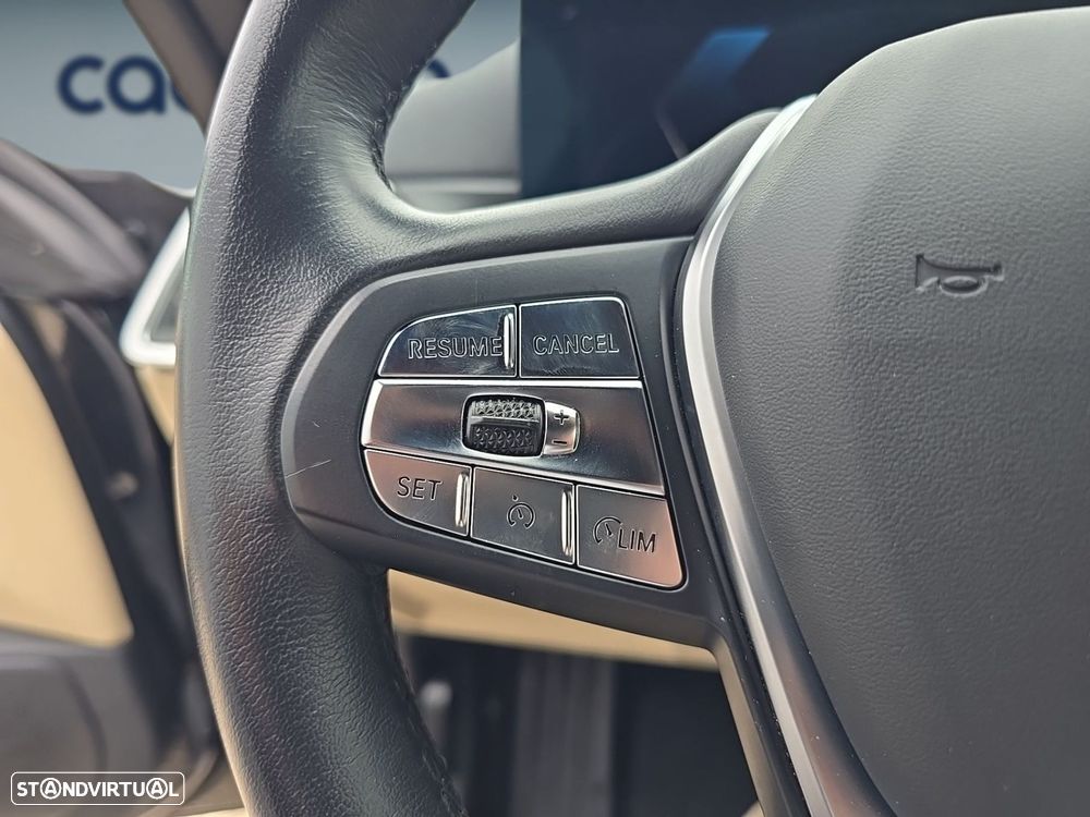 BMW i4 eDrive40 - 18