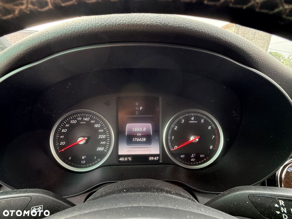 Mercedes-Benz GLC 250 4Matic 9G-TRONIC AMG Line - 19