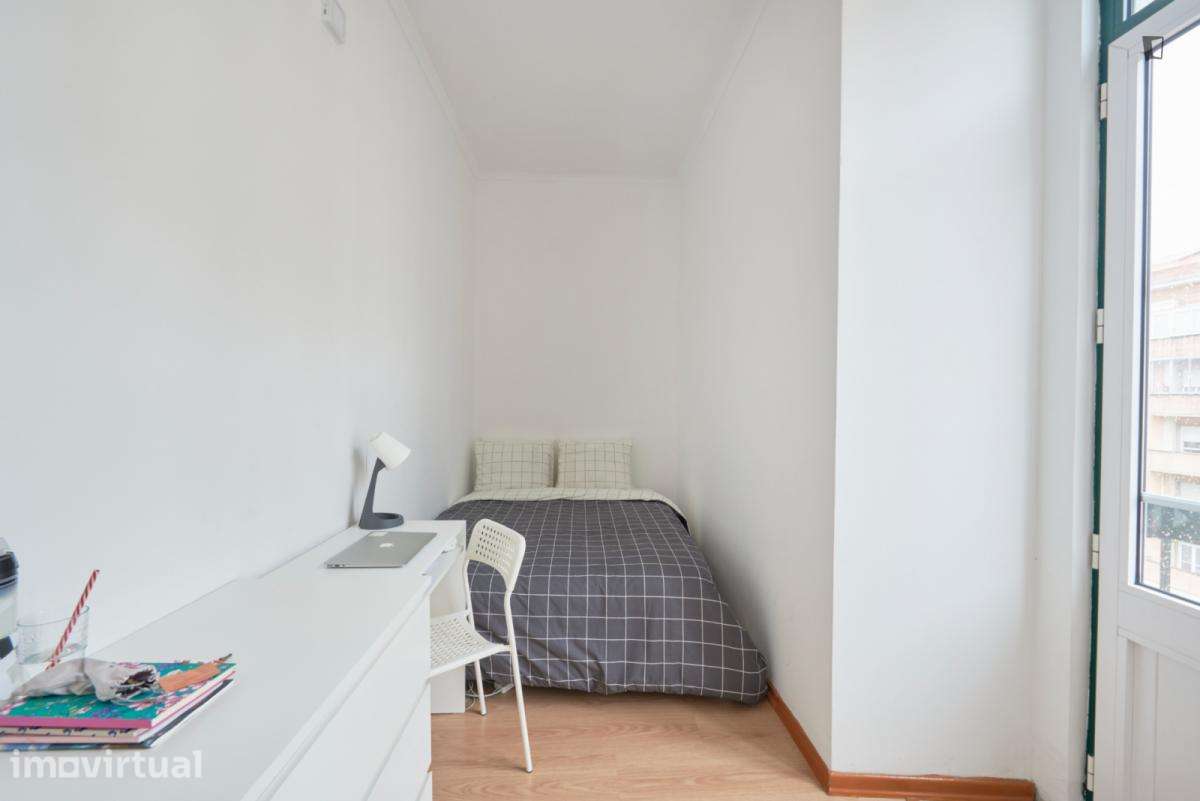 Quarto - localizado em Entrecampos Lisbon - Grande imagem: 2/12