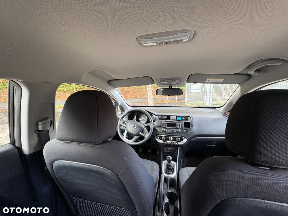 Kia Rio - 7