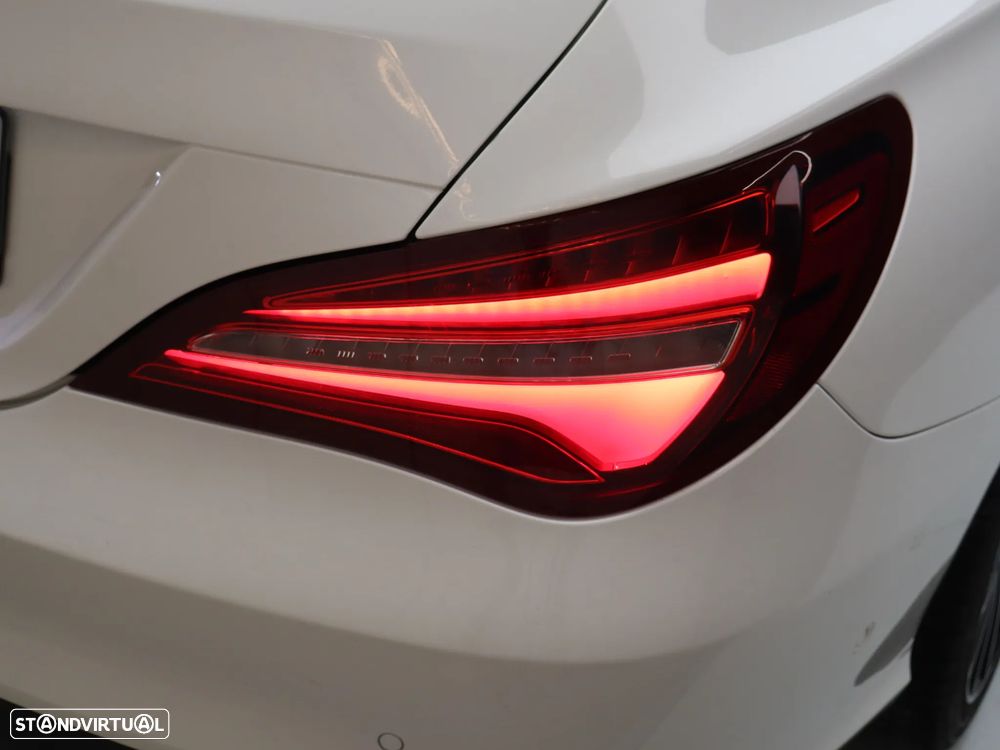 Mercedes-Benz CLA 200 d Shooting Brake Urban Aut. - 11
