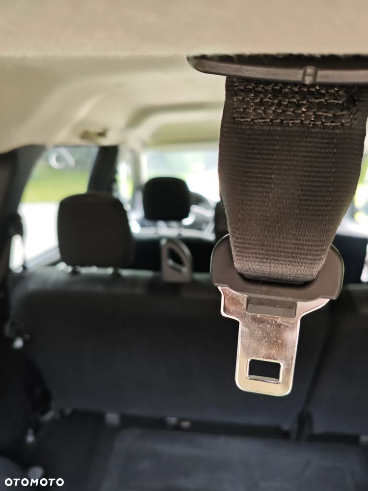 Dacia Logan 1.5 dCi Laureate - 12