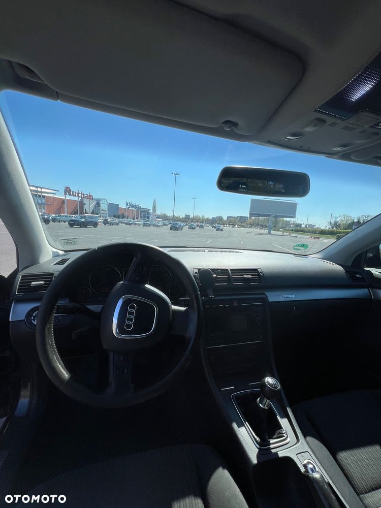 Audi A4 Avant 2.0 TDI DPF quattro - 11