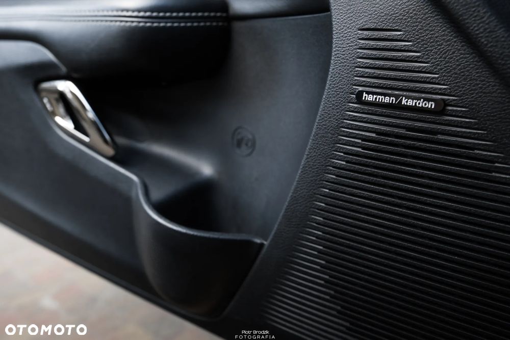 Dodge Challenger 6.2 Hellcat - 19