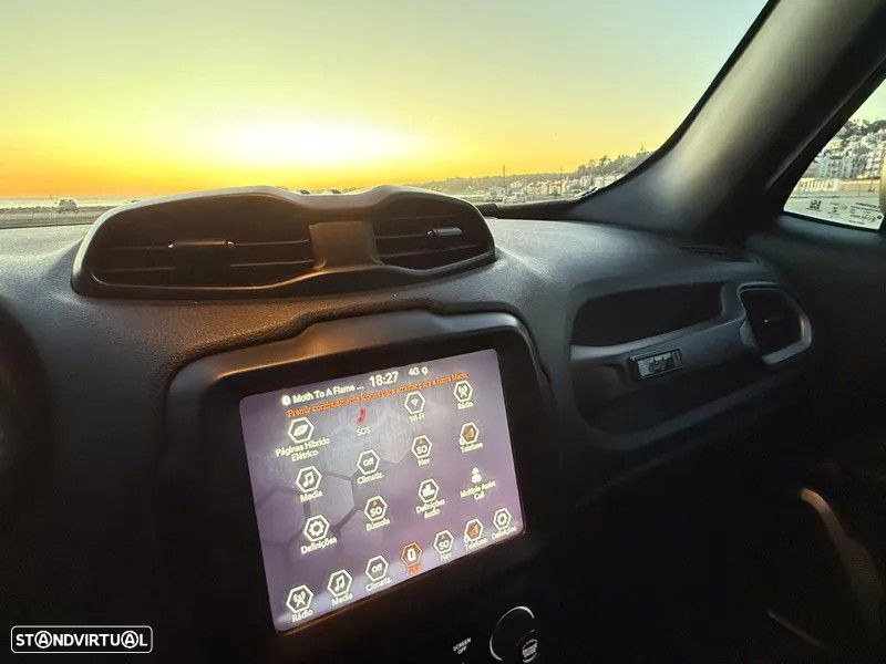 Jeep Renegade 1.3 T-GDI 4xe Auto Limited - 23