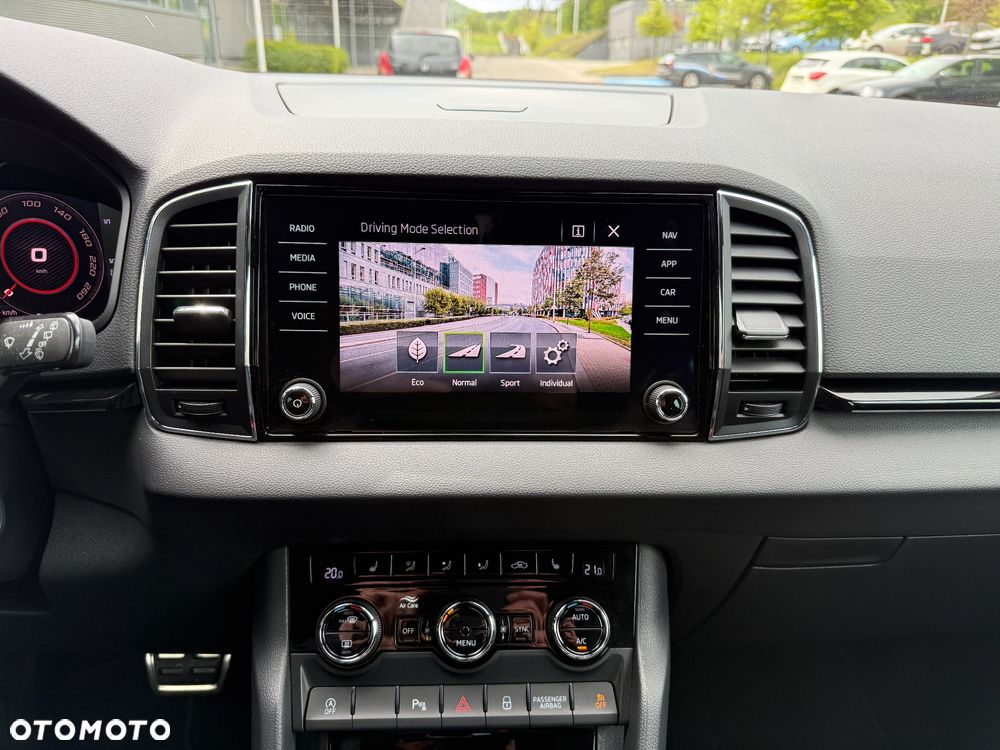 Skoda Karoq 1.5 TSI ACT 4x2 Sportline DSG - 22