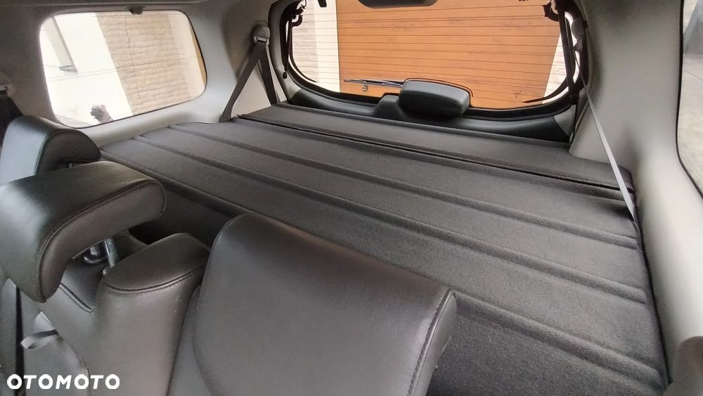 Nissan Pathfinder 2.5 dCi Premium - 17