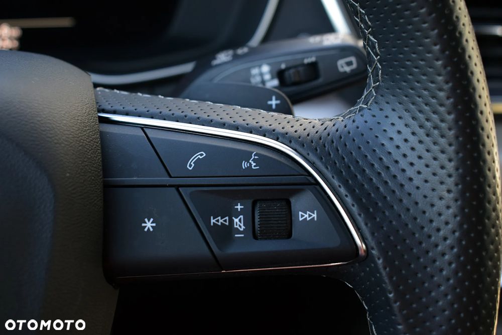 Audi Q5 Sportback - 12