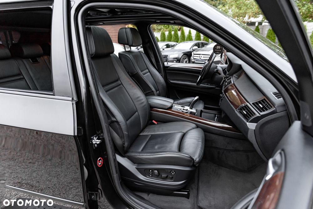 BMW X5 xDrive35d - 24