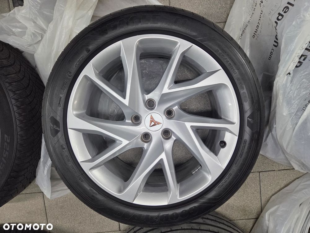 Cupra Formentor - 25