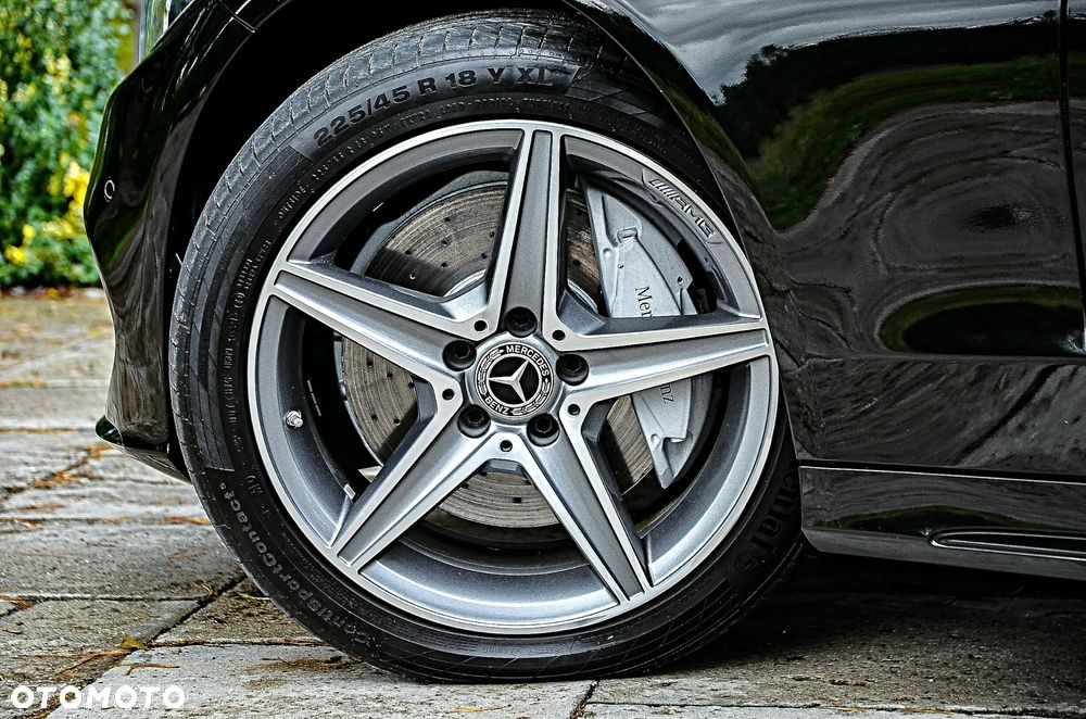 Mercedes-Benz Klasa C 250 T 9G-TRONIC AMG Line - 14