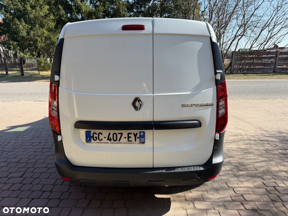 Renault EXPRESS - 6