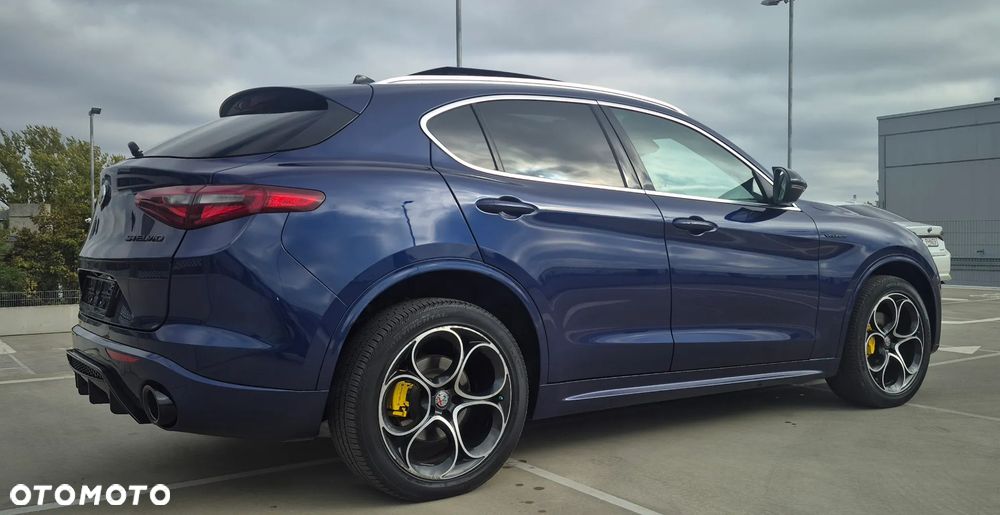 Alfa Romeo Stelvio 2.0 Turbo 16V AT8-Q4 Lusso Ti - 13