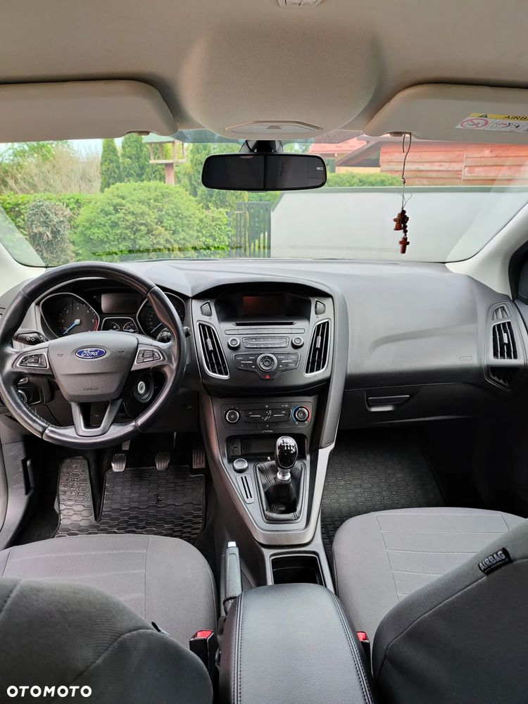 Ford Focus - 20