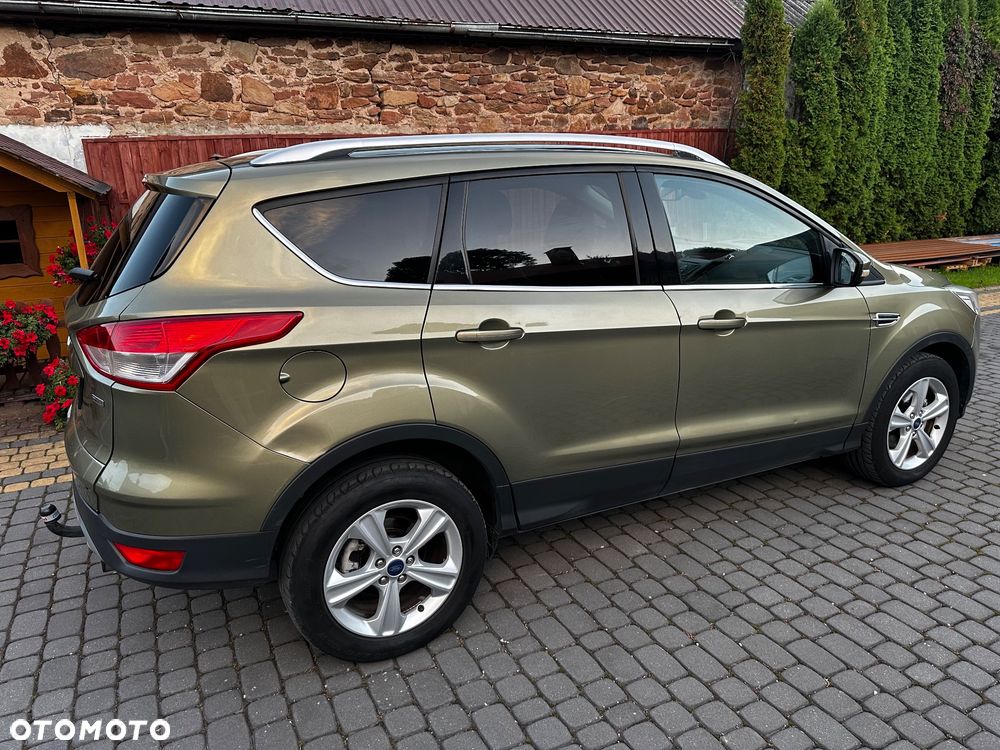 Ford Kuga - 24