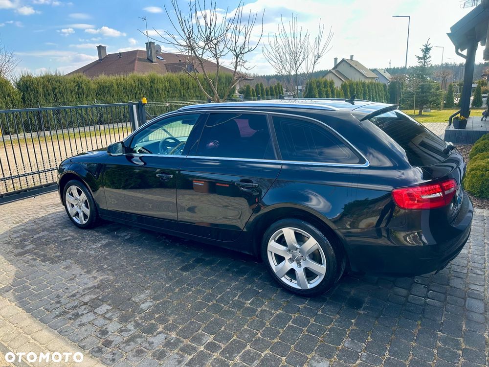 Audi A4 Avant - 14