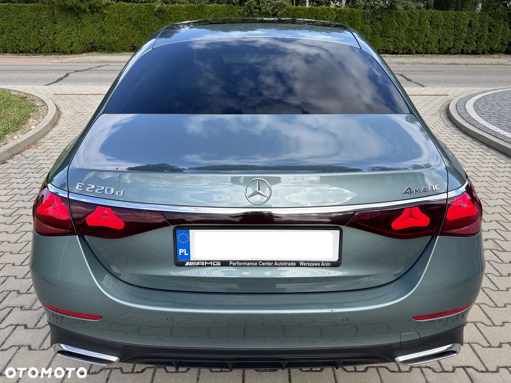 Mercedes-Benz Klasa E 220 d mHEV 4-Matic AMG 9G-Tronic - 18