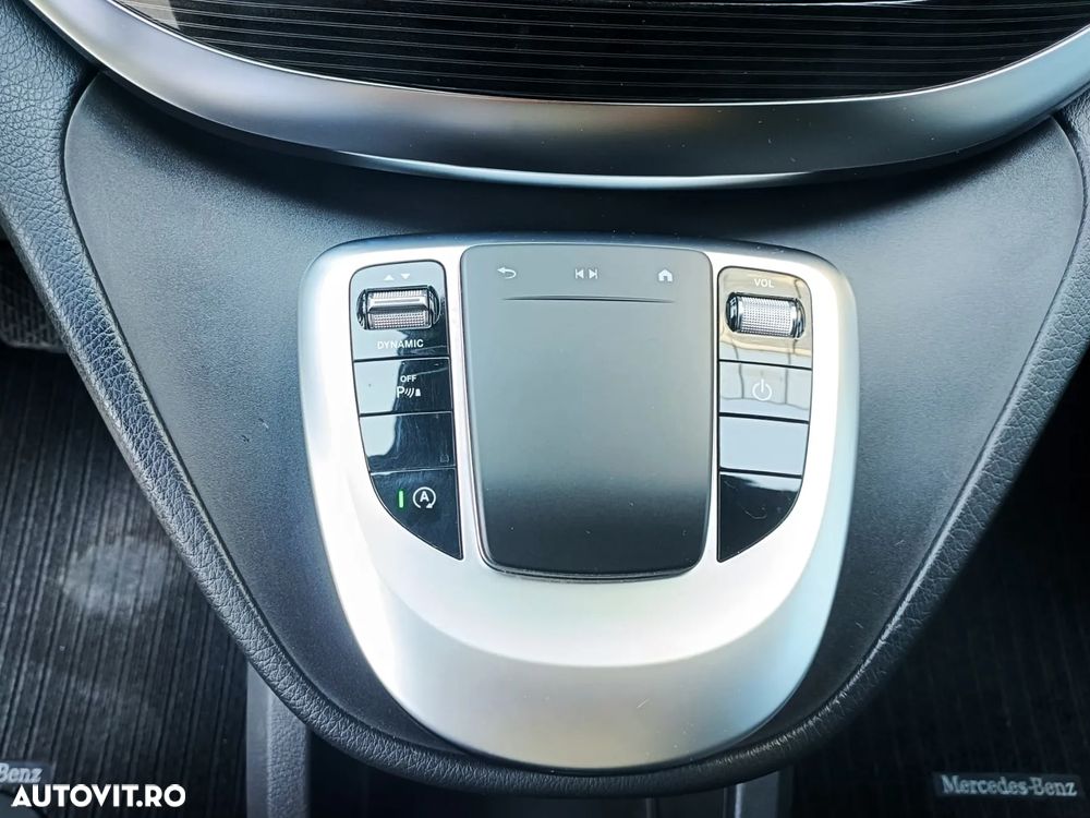 Mercedes-Benz V 300 d Lung - 21
