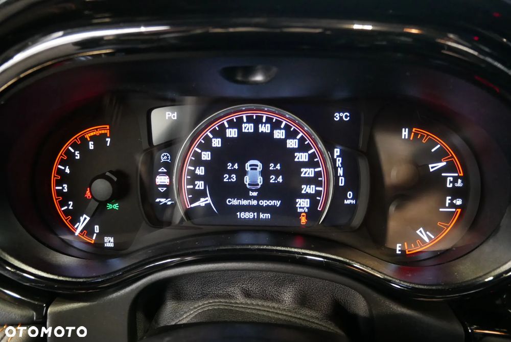 Dodge Durango 5.7 R/T - 25