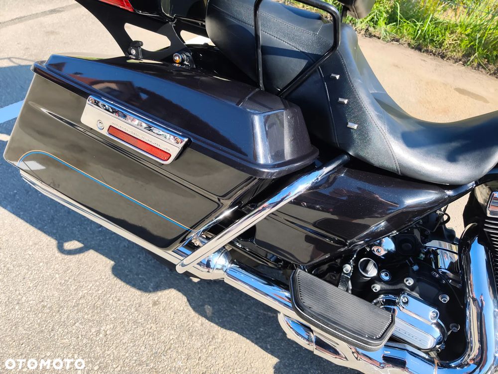 Harley-Davidson Touring Road King - 21