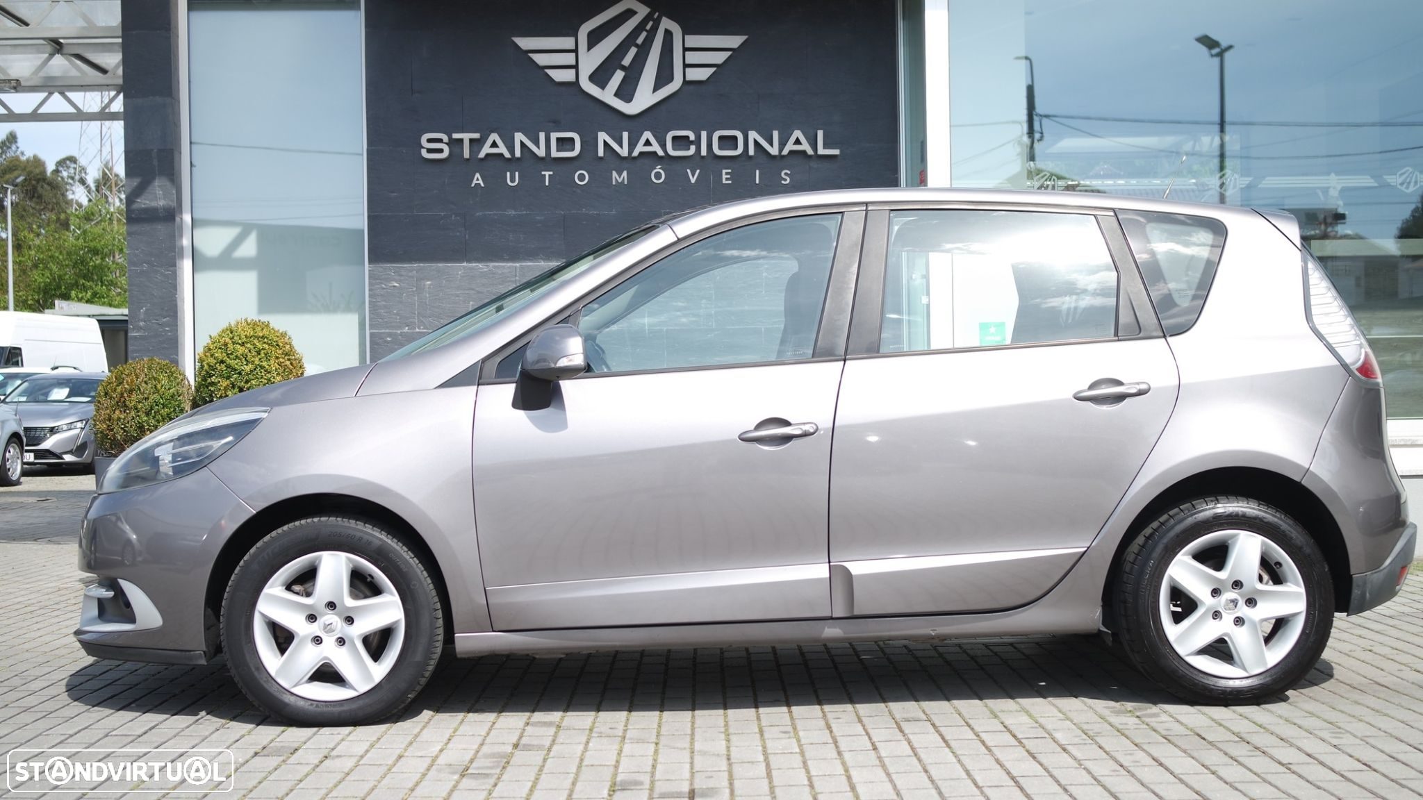 Renault Mégane Scénic - 6