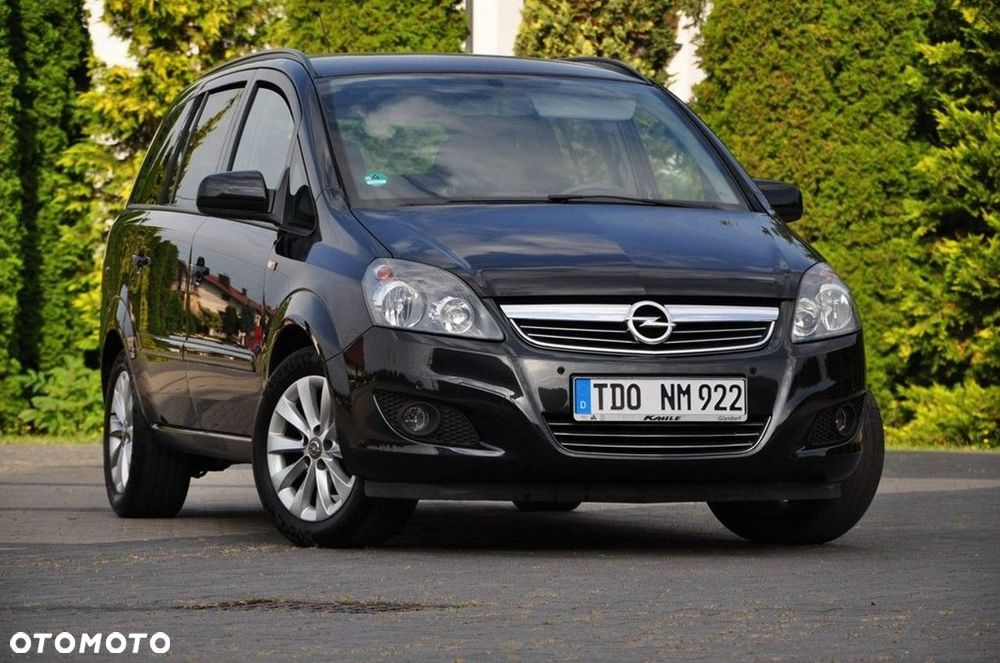 Opel Zafira 1.8 Cosmo - 12