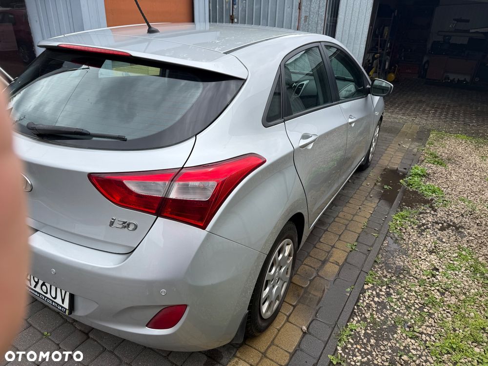 Hyundai i30 1.4 Comfort - 3