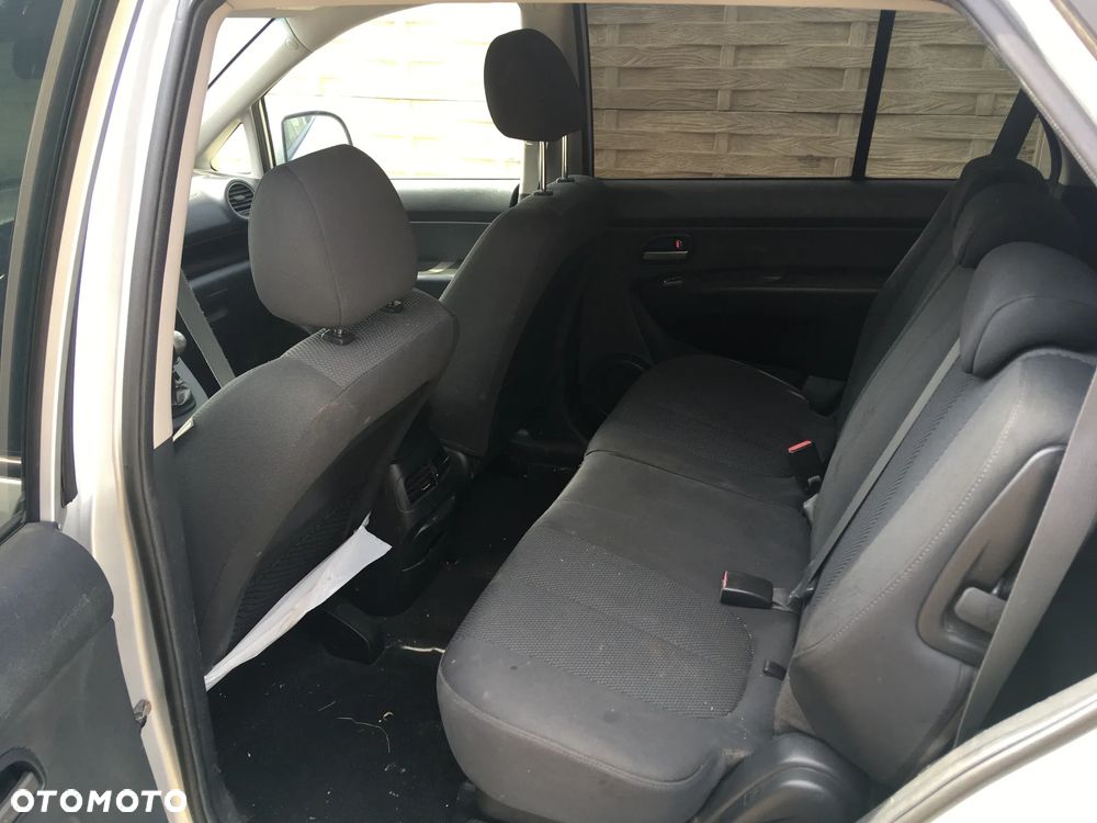 Kia Carens 2.0 CRDi Voyage 7os - 8