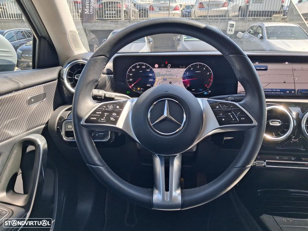 Mercedes-Benz A 200 Standard - 17