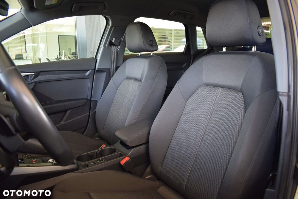 Audi A3 Sportback - 13
