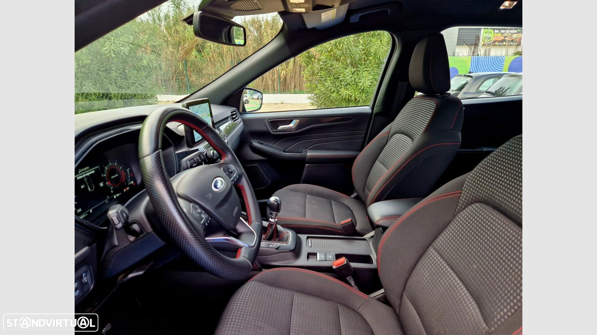 Ford Kuga 1.5 EcoBoost ST-Line - 9