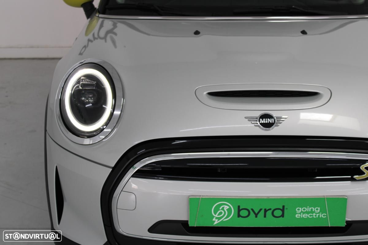 MINI 3 Portas Cooper SE Camden Edition - 4
