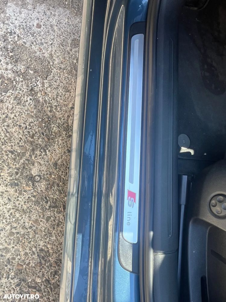 Audi A4 2.0 TDI DPF multitronic S line Sportpaket - 10