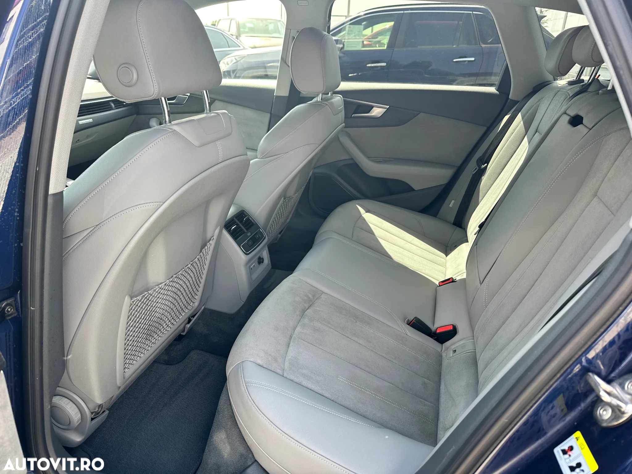 Audi A4 Allroad 2.0 TDI Quattro S tronic - 27