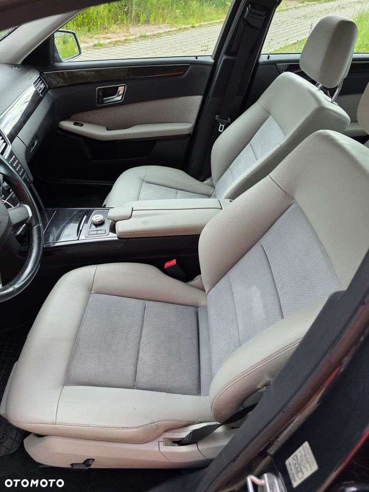Mercedes-Benz Klasa E 350 CGI BlueEFFICIENCY - 15
