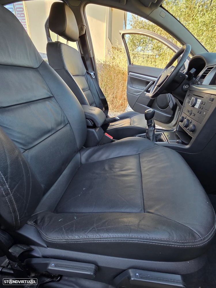 Opel Vectra 1.9 CDTi Executive - 9