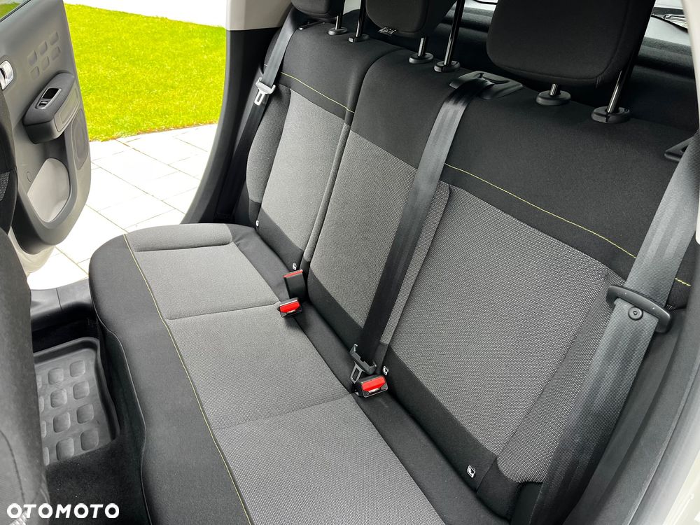 Citroën C3 1.2 PureTech Shine - 16