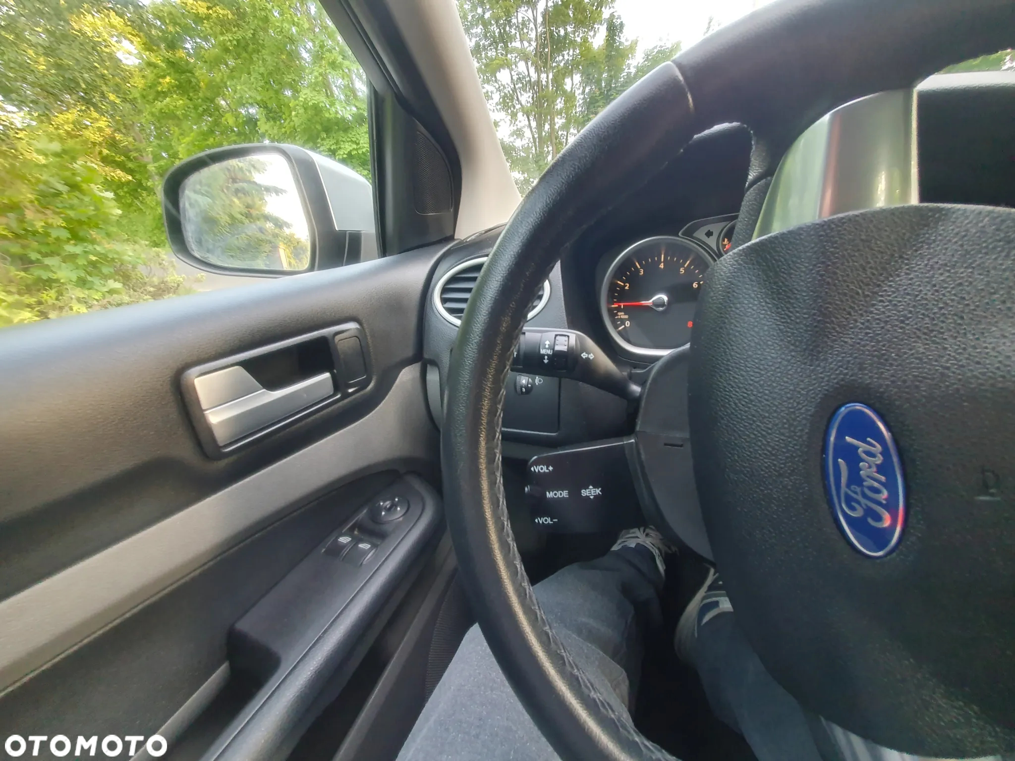 Ford Focus 1.6 16V Titanium - 20