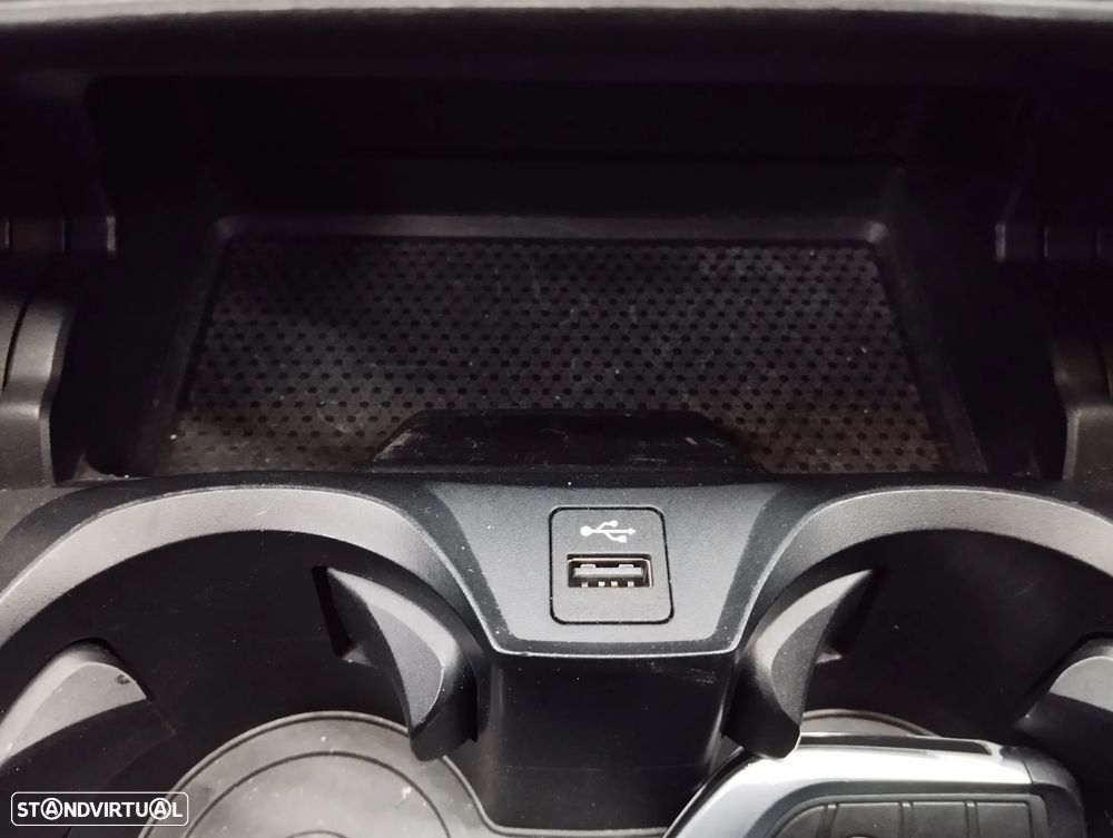 BMW 320 d Advantage Auto - 37