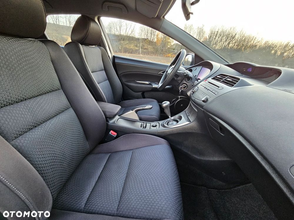 Honda Civic 1.4 i-VTEC Elegance - 30