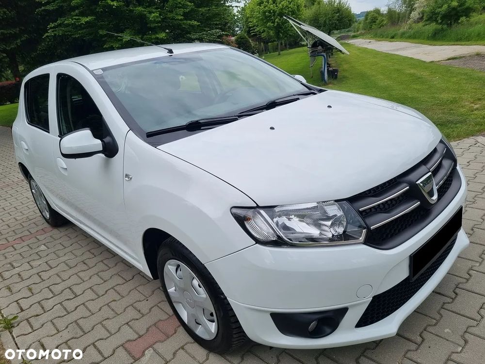 Dacia Sandero 1.2 16V 75 Laureate - 4