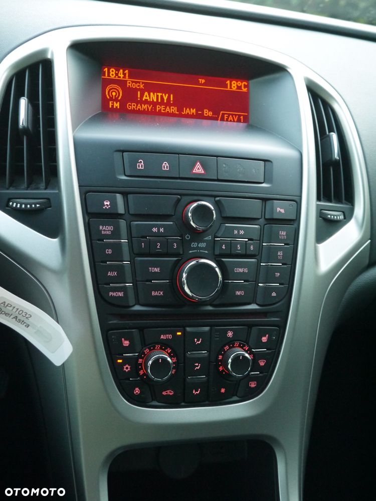 Opel Astra 1.4 Turbo Sports Tourer 150 Jahre - 18