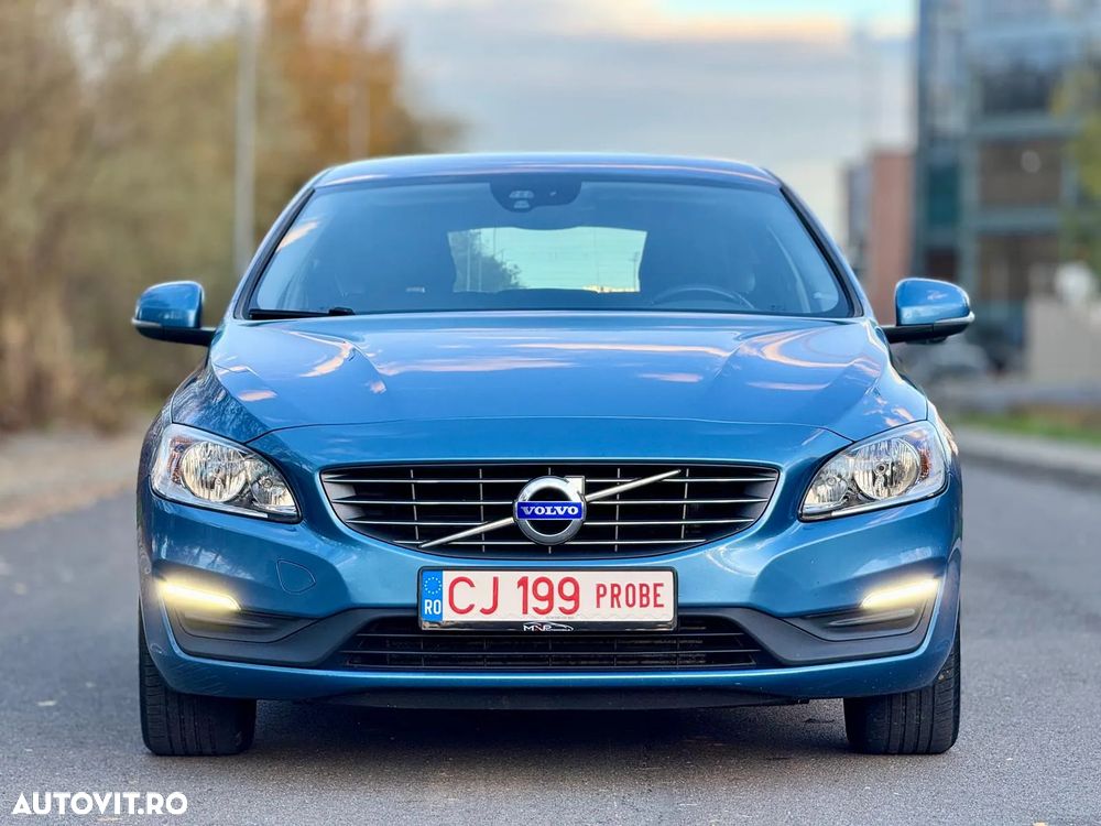 Volvo V60 D2 Geartronic Powershift Momentum - 9