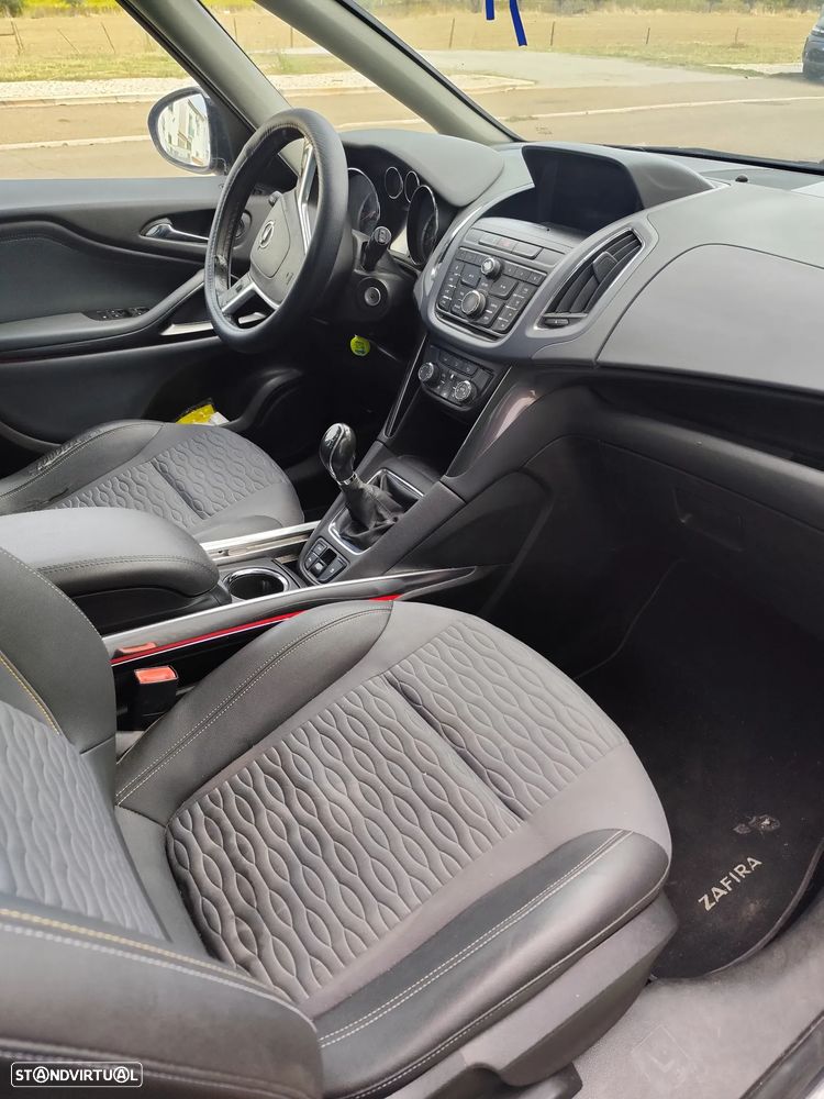 Opel Zafira 1.6 CDTi Executive - 17
