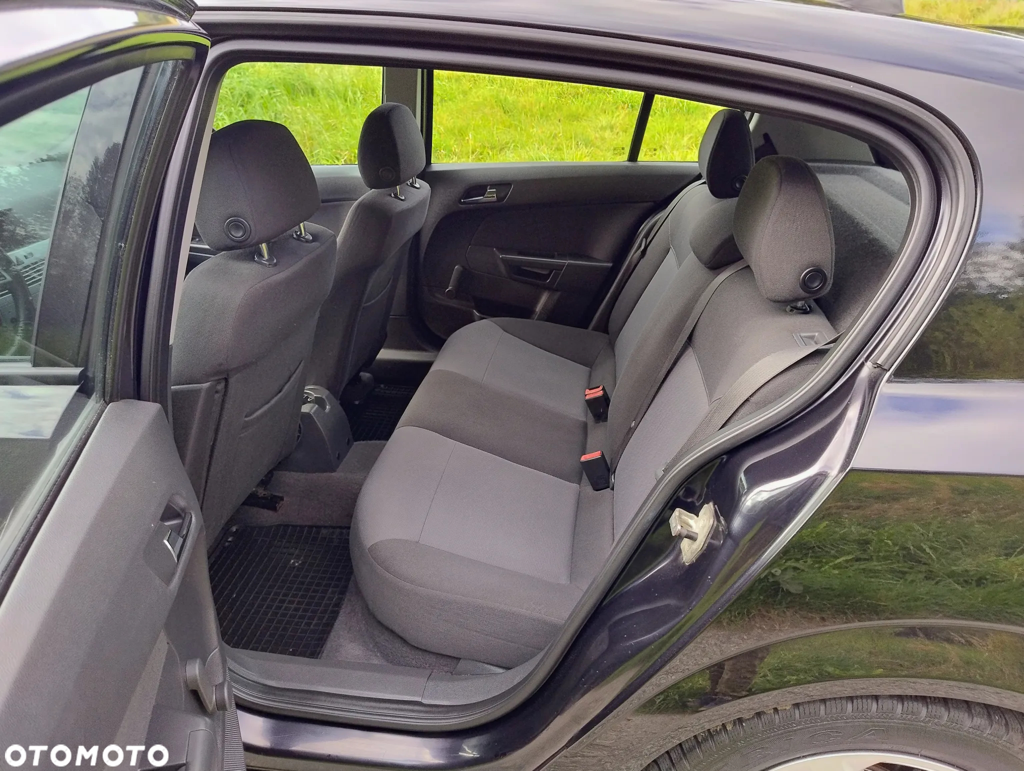 Opel Astra III 1.6 Cosmo - 12