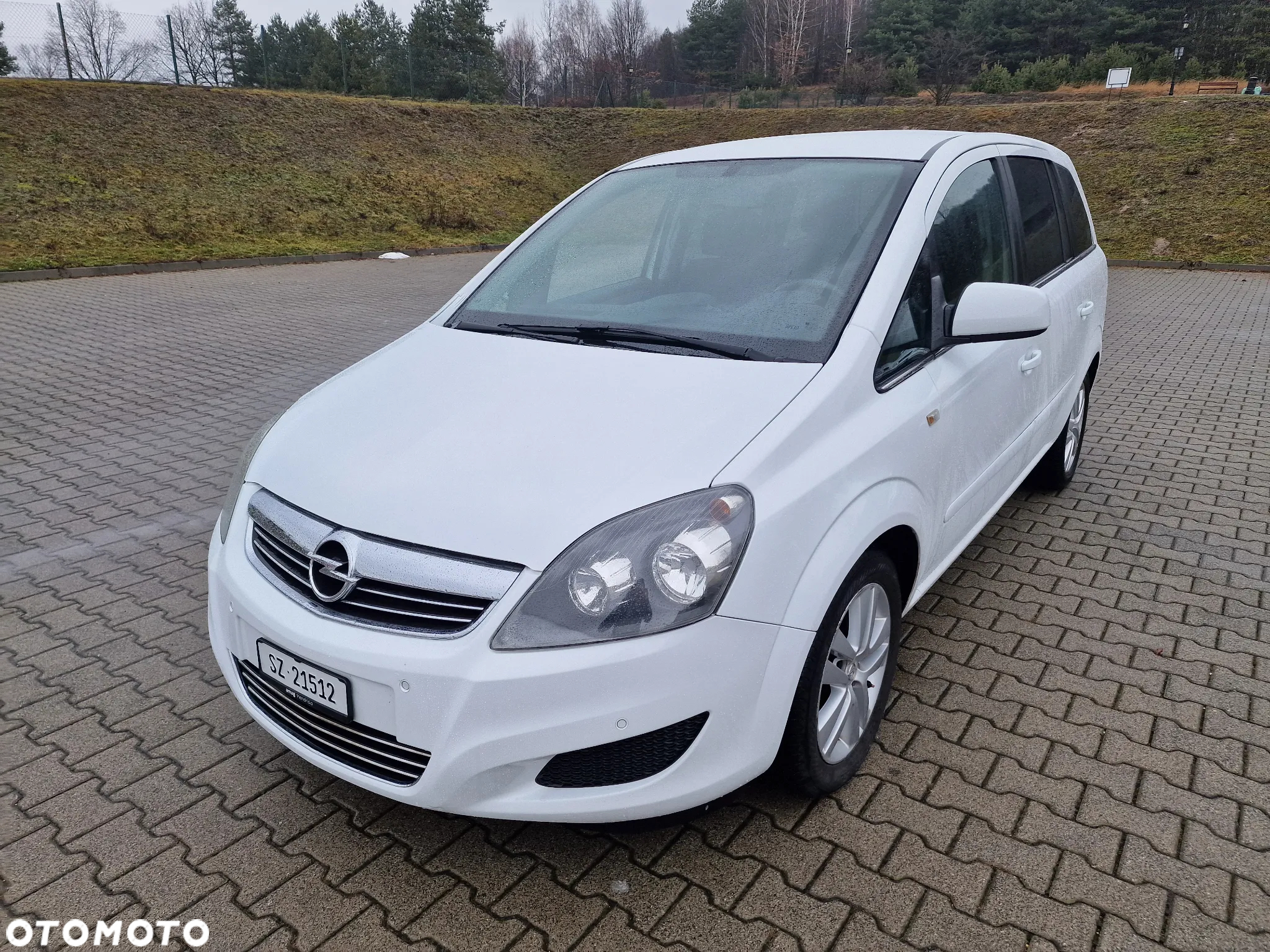 Opel Zafira 1.8 Cosmo - 2