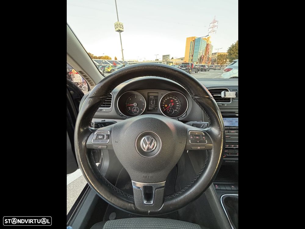 VW Golf Variant 1.6 TDi Confortline - 7
