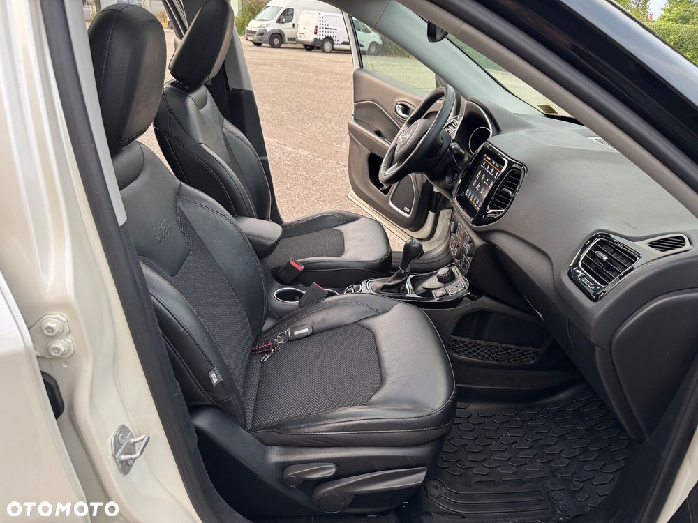 Jeep Compass 1.4 MultiAir Active Drive Automatik Limited - 24