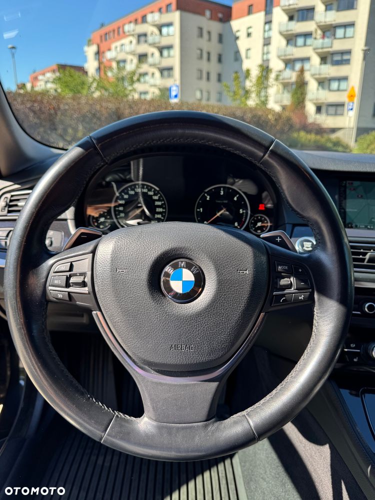 BMW Seria 5 520d - 7